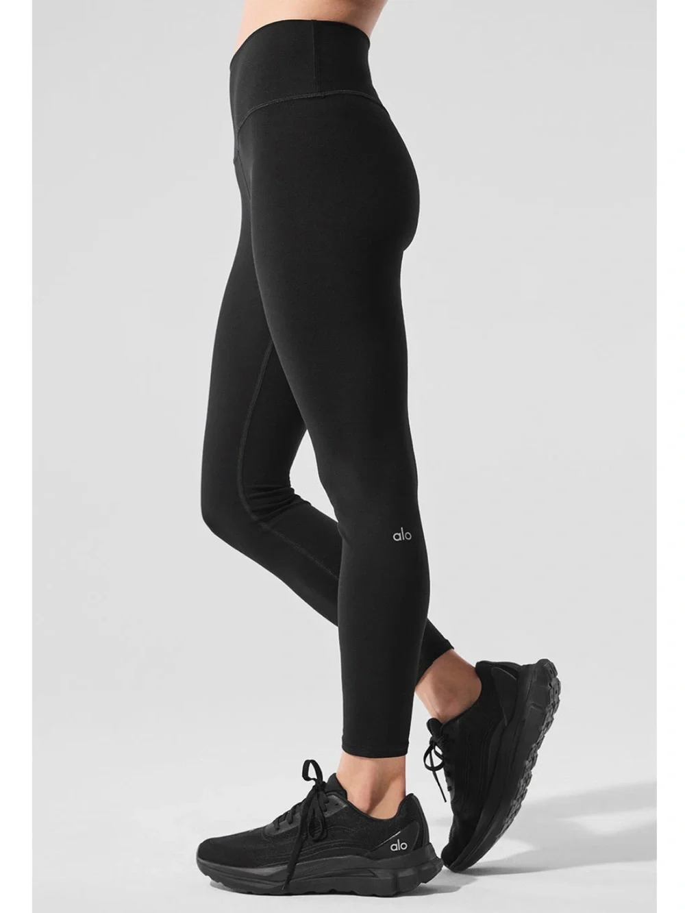 ALO yoga airlift High-Waist Black Sculpting Women’s leggings (7/8 Length)